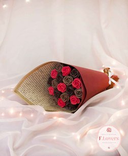 Букет Ассорти из 19 шоколадных роз "Не телефонный разговор"